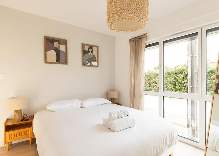 Zest Grand Bali شقة فيليوربان